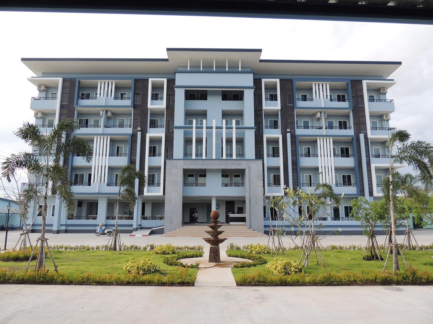 Trang Grand Hotel Exterior foto