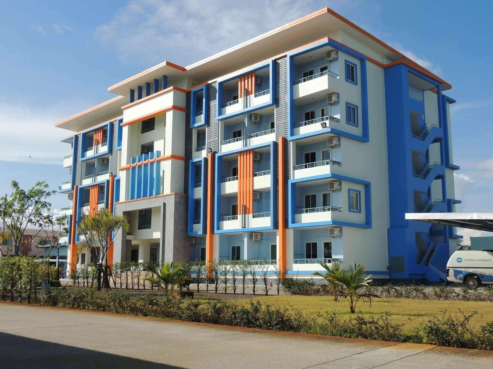 Trang Grand Hotel Exterior foto